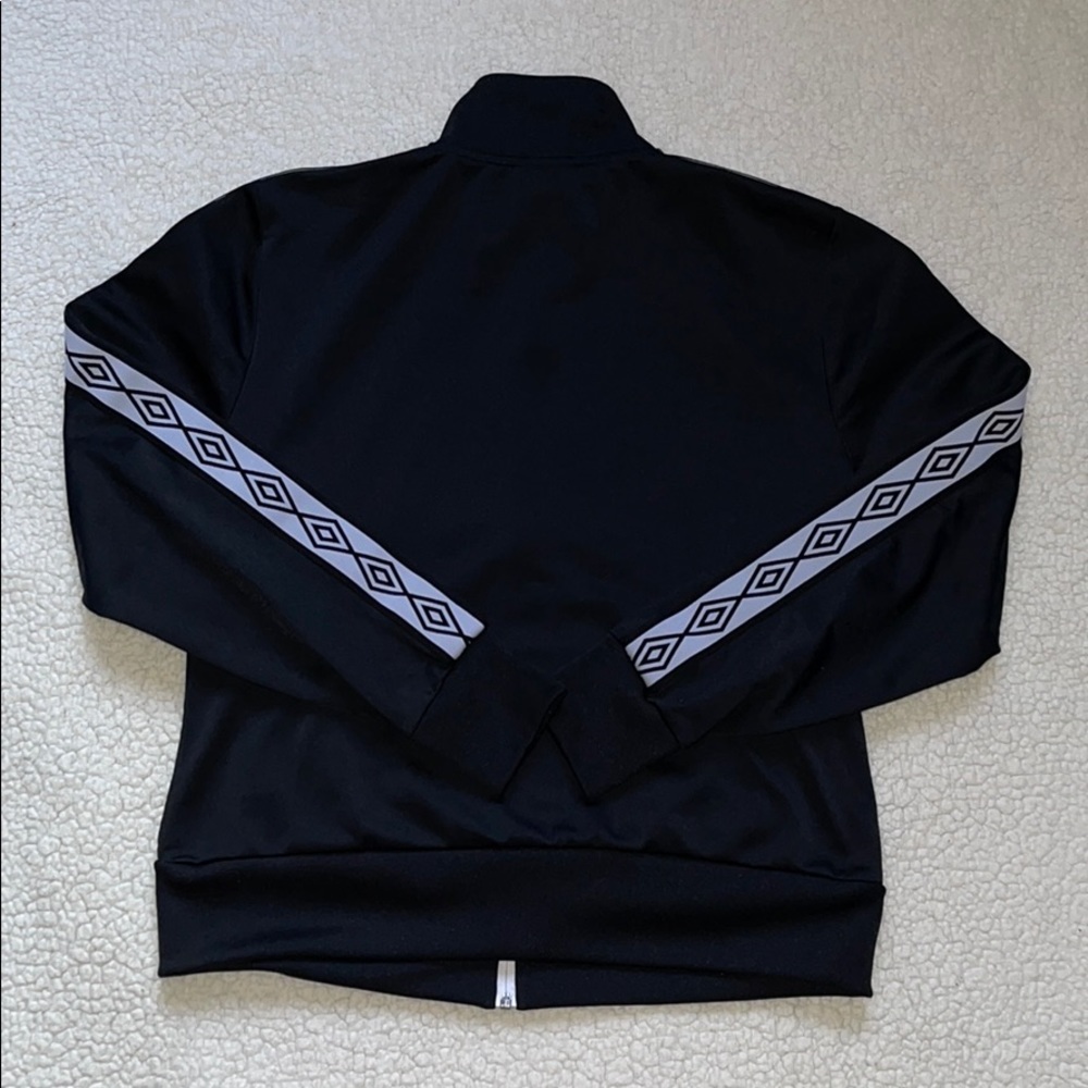 Umbro Black And Gray Performance Jacket - image 4